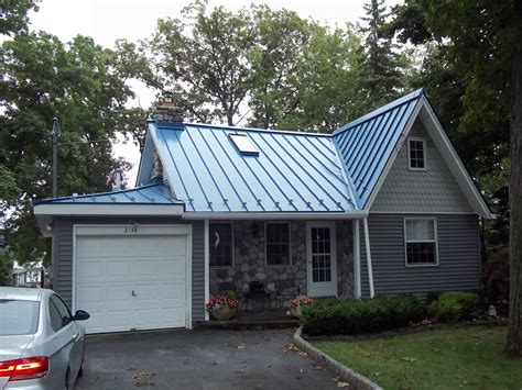 painted metal lake house|Top 10 metal roof lake house ideas and inspiration .